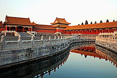 《穿越火线X》多人模式IGN 2分：年度最粪预定？